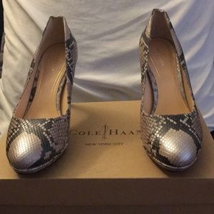 🆕 Cole Haan Chelsea snakeskin pumps